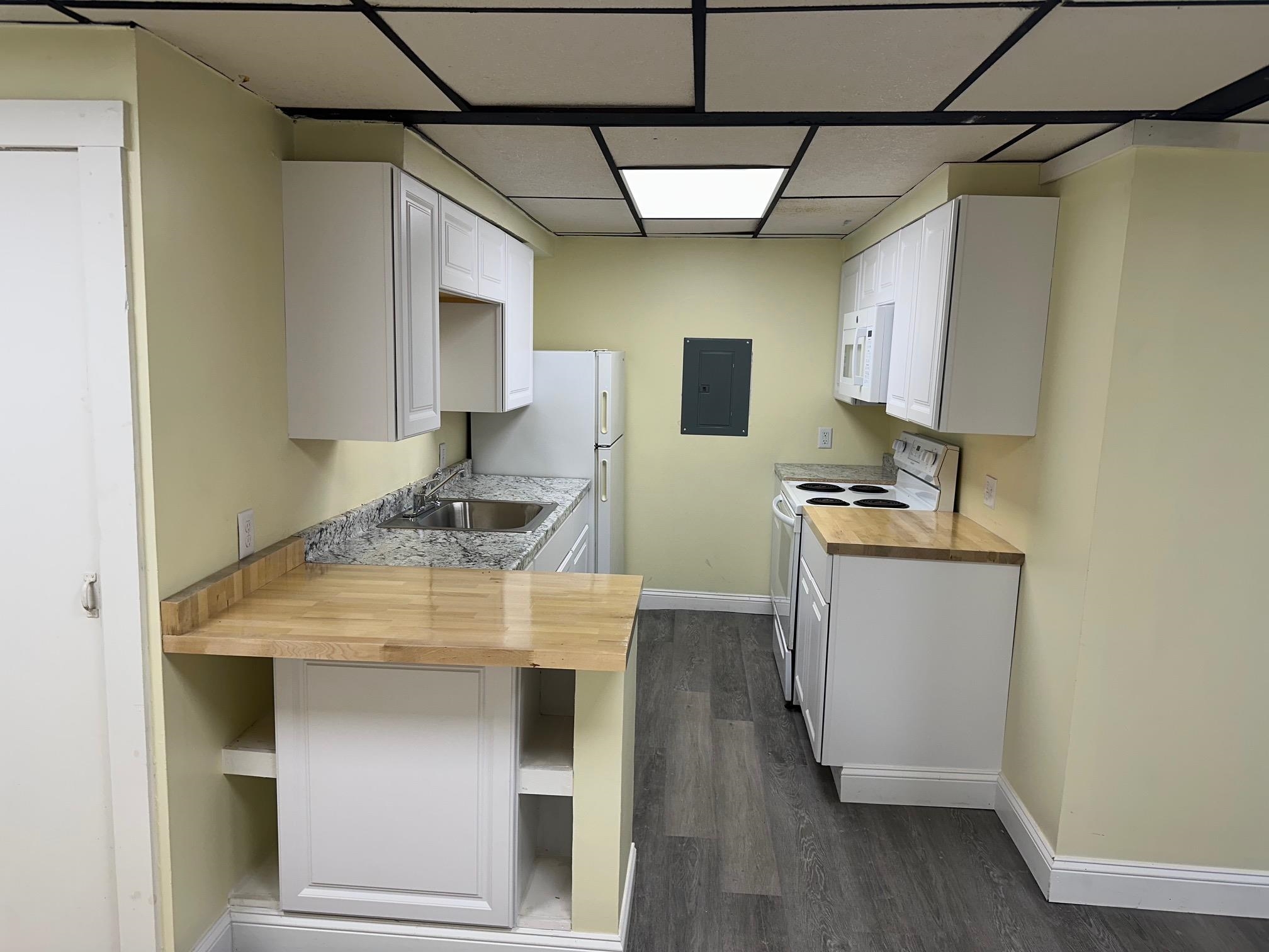 11 Chesterfield Road, Unit A Hinsdale, NH 03451 - Photo 1 of 10 Gallery Image 1