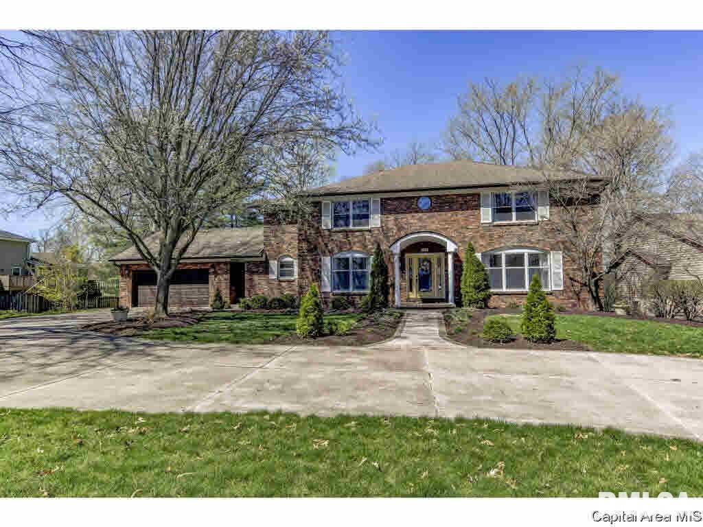 709 Clipper Road Springfield, IL 62711 - Photo 1 of 36