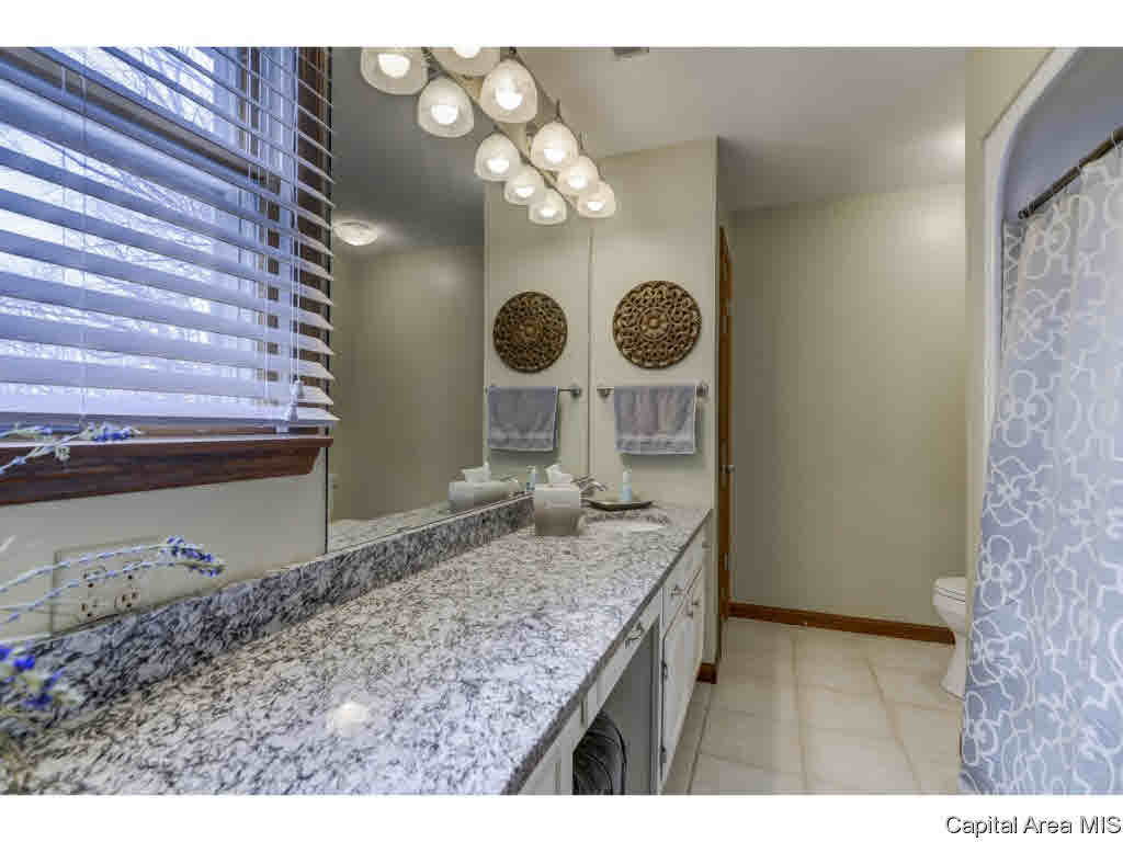 709 Clipper Road Springfield, IL 62711 - Photo 29 of 36