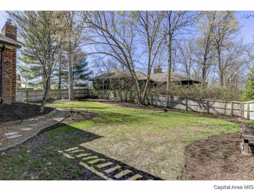 709 Clipper Road Springfield, IL 62711 - Photo 34 of 36
