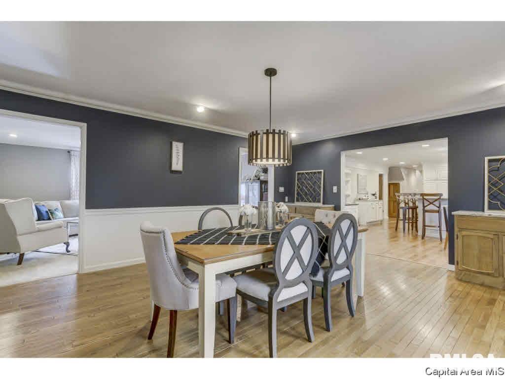 709 Clipper Road Springfield, IL 62711 - Photo 5 of 36