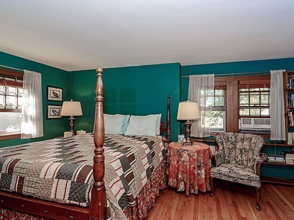20 Leslie Road Waltham, MA 02451 - Photo 15 of 30 Gallery Image 15