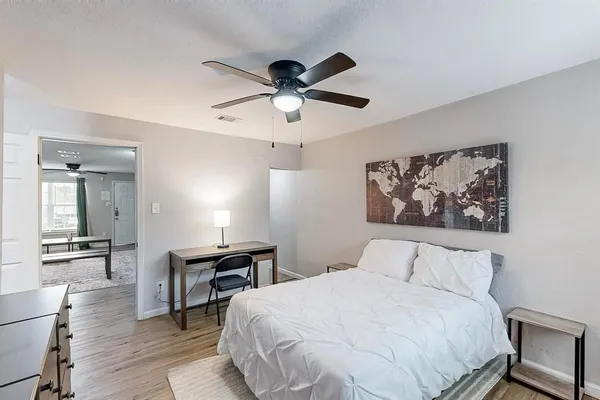 $1,200 | 1532 Whitaker Avenue, Dallas, TX 75216