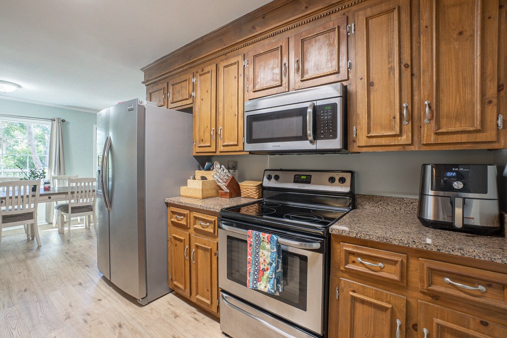 7090 Meeting House Road Dalzell, SC 29040 - Photo 10 of 19