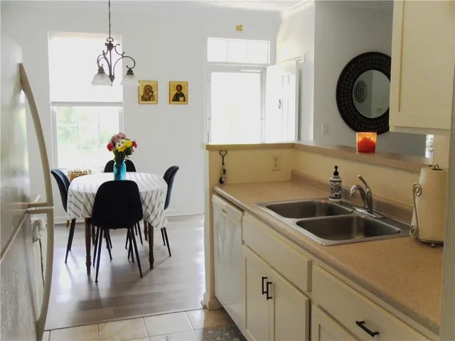 $231,000 | 707 Sonie Drive, Sewickley, PA 15143