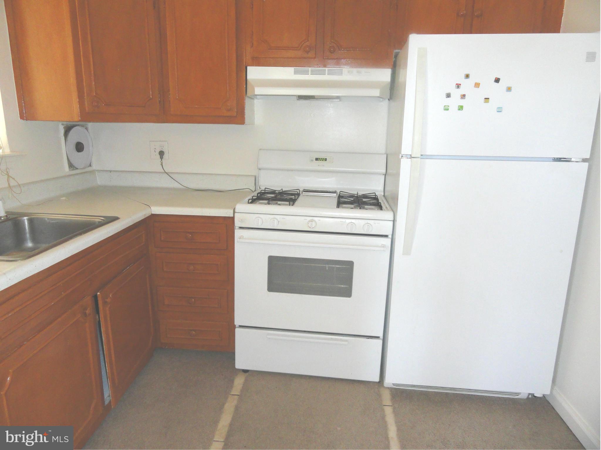 1915 Addison Road South District Heights, MD 20747 - Photo 8 of 12 Kitchen