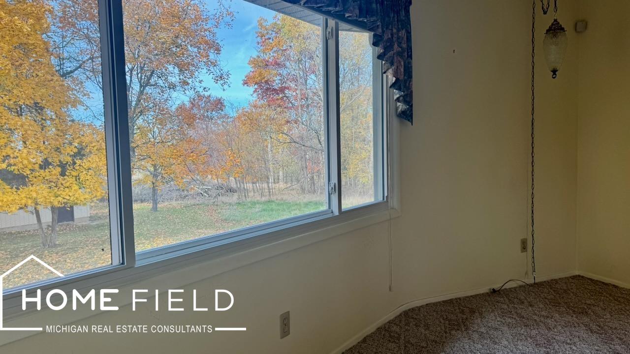 608 Ridgeview Drive Corunna, MI 48817 - Photo 9 of 32 50193952-d20ab10d-762c-4519-8259-fb3255df6d5f.JPG