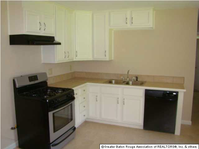 6575 Laca Street Baton Rouge, LA 70812 - Photo 3 of 11 Gallery Image 3