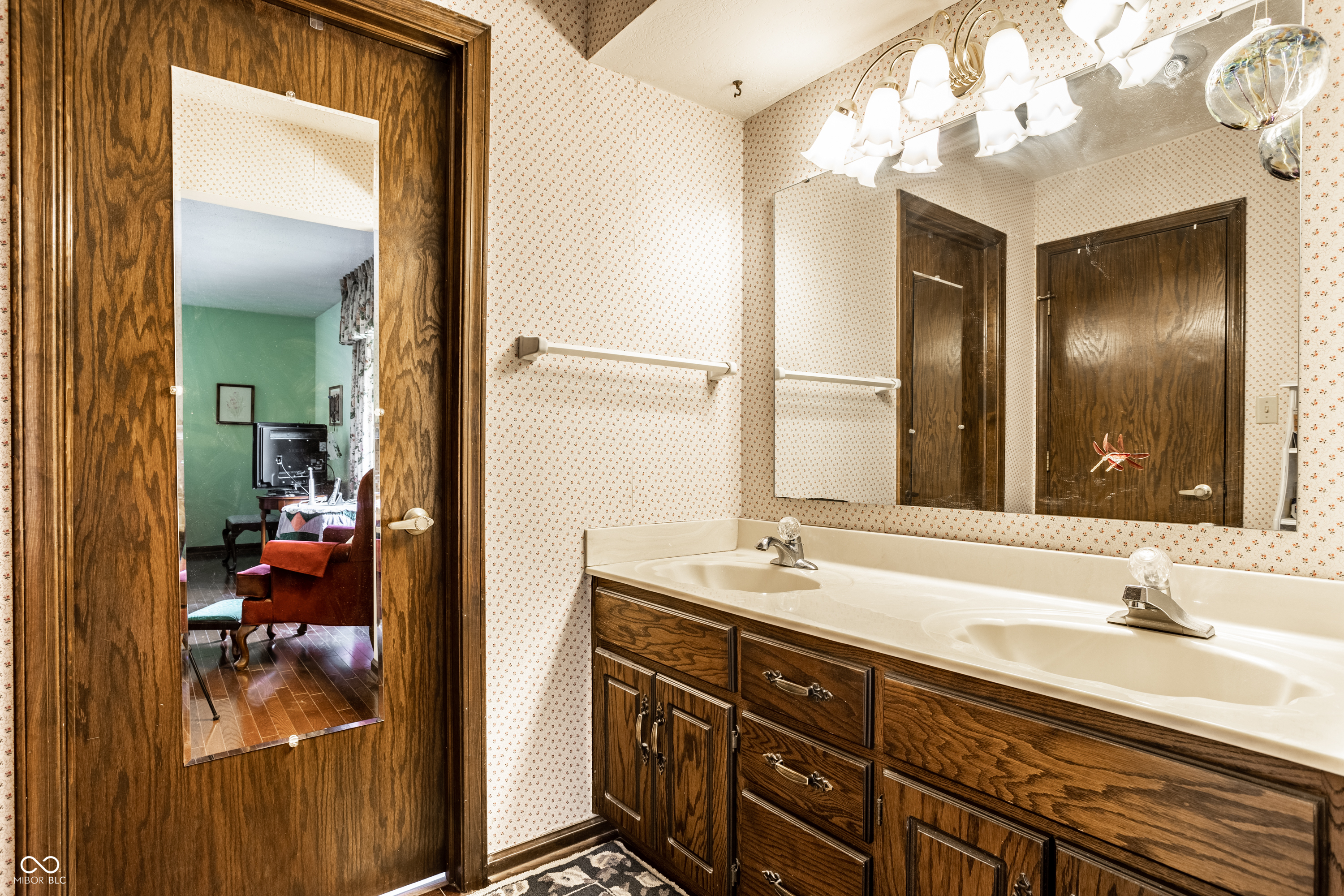 2720 Amherst Street Indianapolis, IN 46268 - Photo 28 of 44