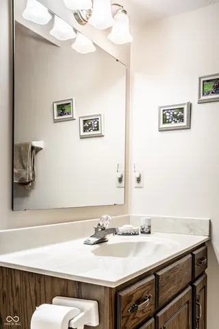 $325,000 | 2720 Amherst Street, Indianapolis, IN 46268