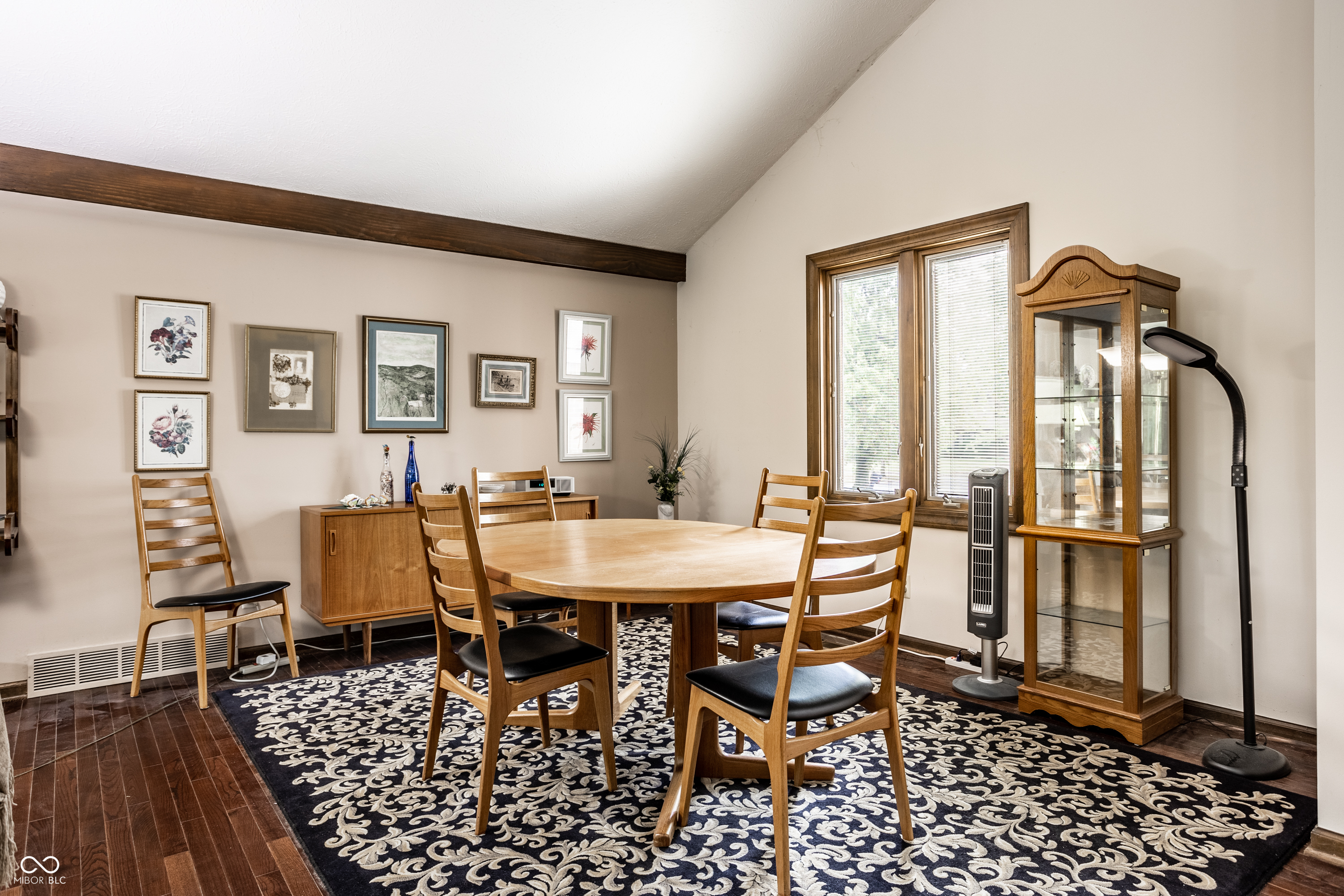 2720 Amherst Street Indianapolis, IN 46268 - Photo 8 of 44