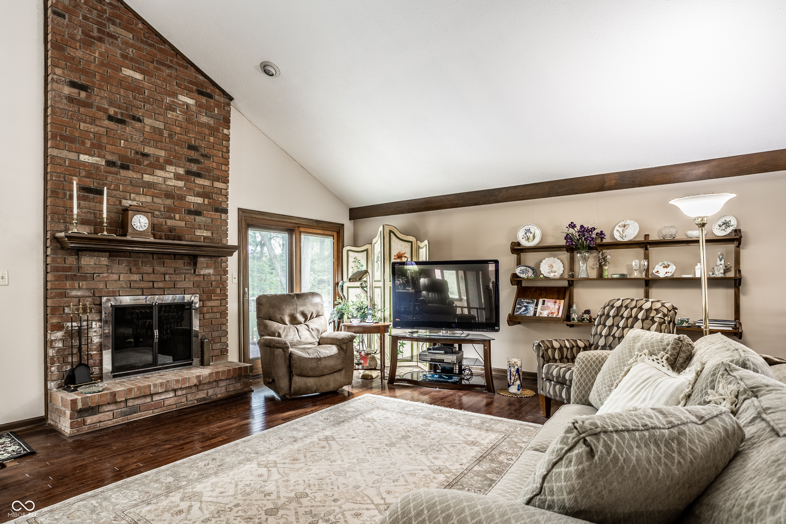 2720 Amherst Street Indianapolis, IN 46268 - Photo 10 of 44