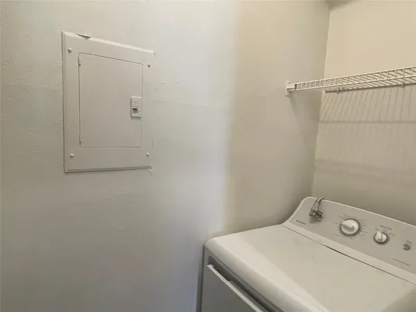 $1,350 | 6500 Harbor Town Drive, Unit 3101, Houston, TX 77036