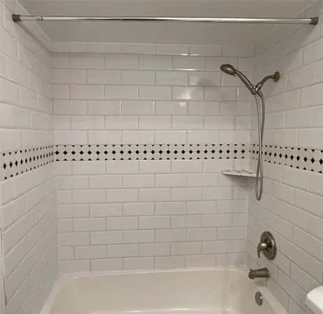 $1,350 | 6500 Harbor Town Drive, Unit 3101, Houston, TX 77036