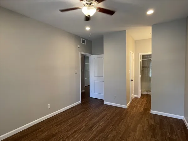 $1,350 | 6500 Harbor Town Drive, Unit 3101, Houston, TX 77036