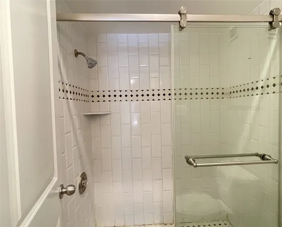 $1,350 | 6500 Harbor Town Drive, Unit 3101, Houston, TX 77036