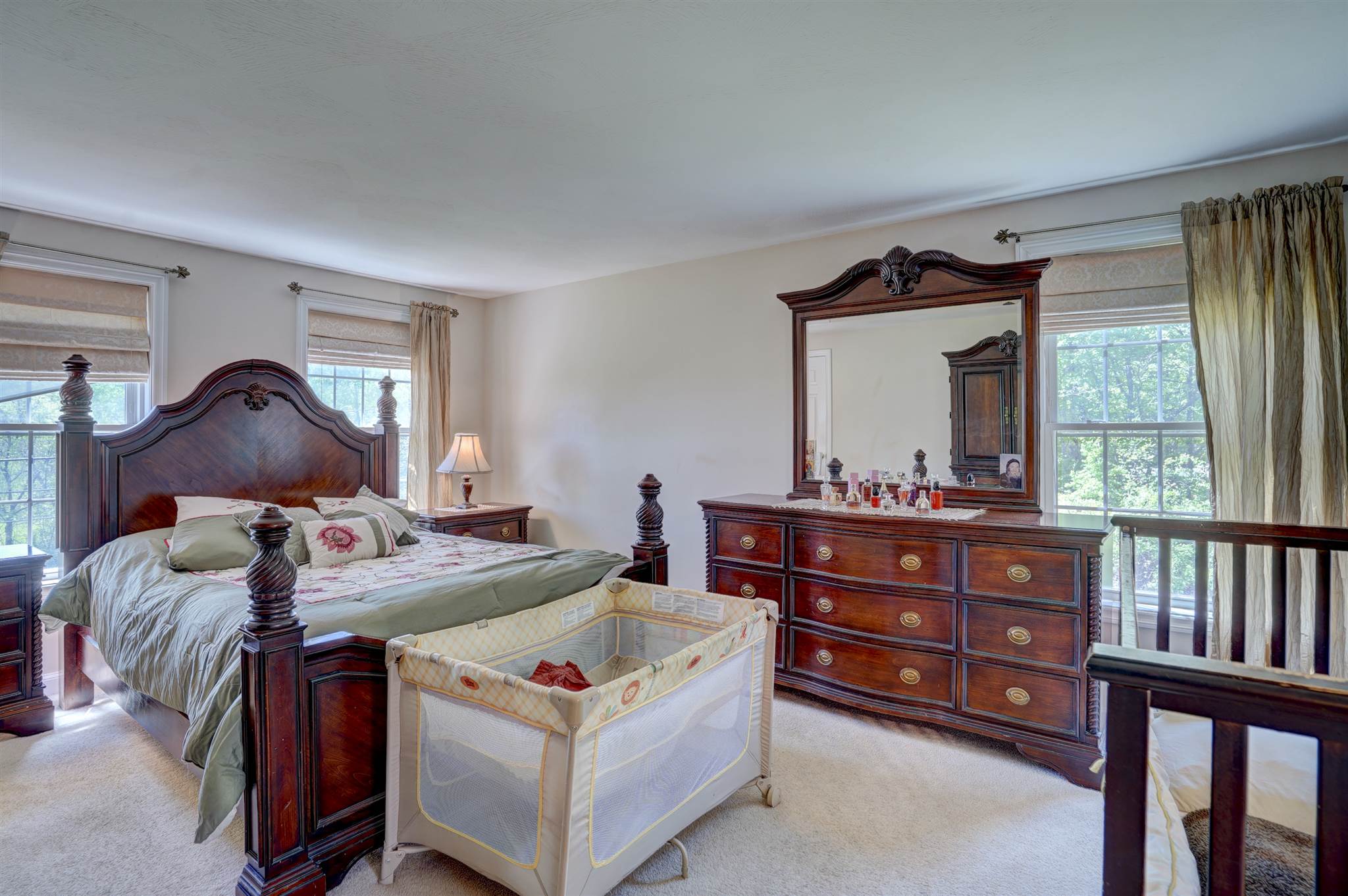 148 Island Pond Road Derry, NH 03038 - Photo 21 of 40