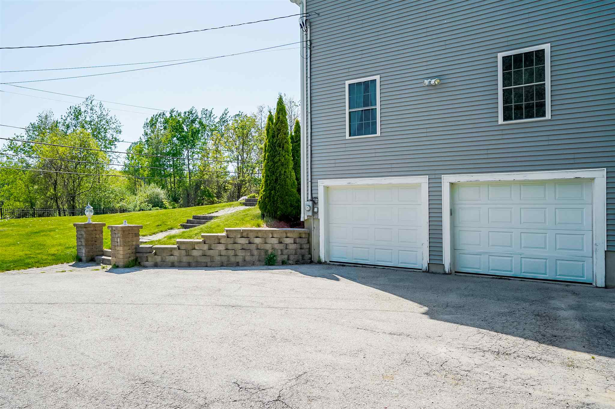 148 Island Pond Road Derry, NH 03038 - Photo 34 of 40