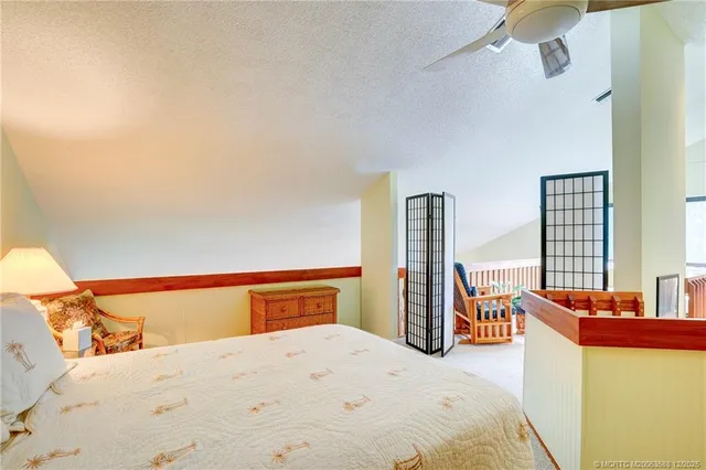 $6,500 | 233 Northeast Edgewater Drive, Unit 204, Stuart, FL 34996