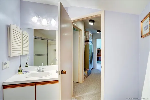 $6,500 | 233 Northeast Edgewater Drive, Unit 204, Jensen Beach, FL 34957