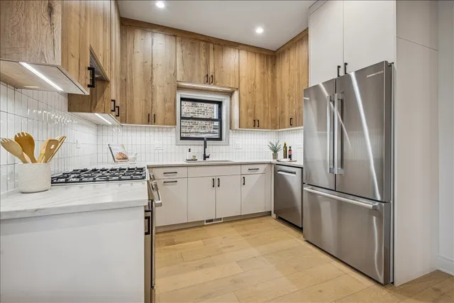 $1,250,000 | 2840 North Christiana Avenue, Chicago, IL 60618