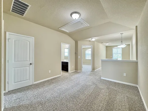 $2,195 | 401 Katmai Circle, Pflugerville, TX 78660