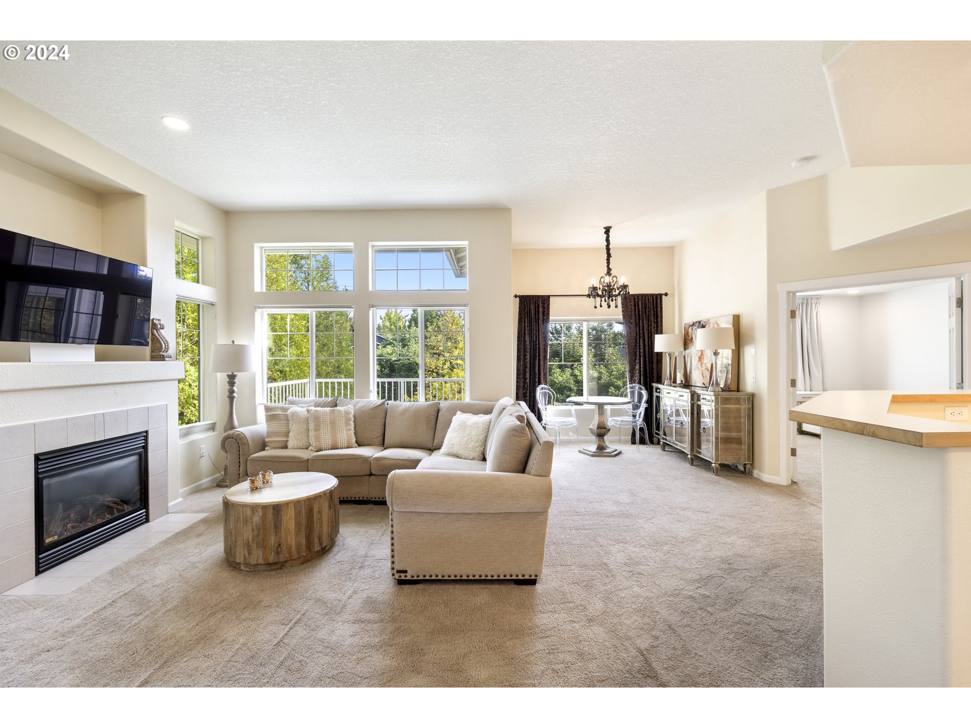 14655 Southwest Beard Road, Unit 201 Beaverton, OR 97007 - Photo 5 of 40