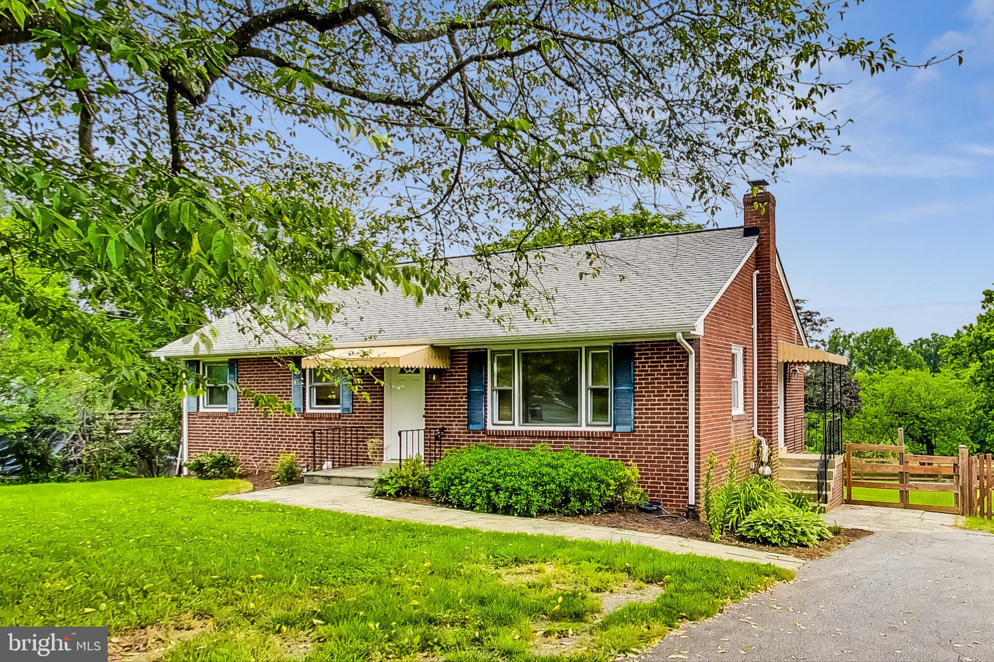 9137 Gue Road Damascus, MD 20872 - Photo 2 of 51