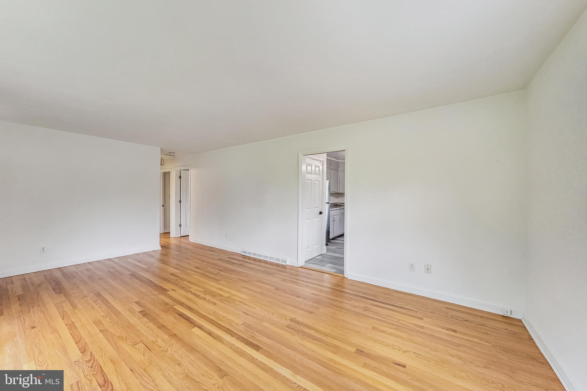 9137 Gue Road Damascus, MD 20872 - Photo 10 of 51