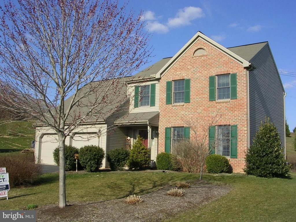 6 Lehigh Court Lititz, PA 17543 - Photo 1 of 10 Gallery Image 1