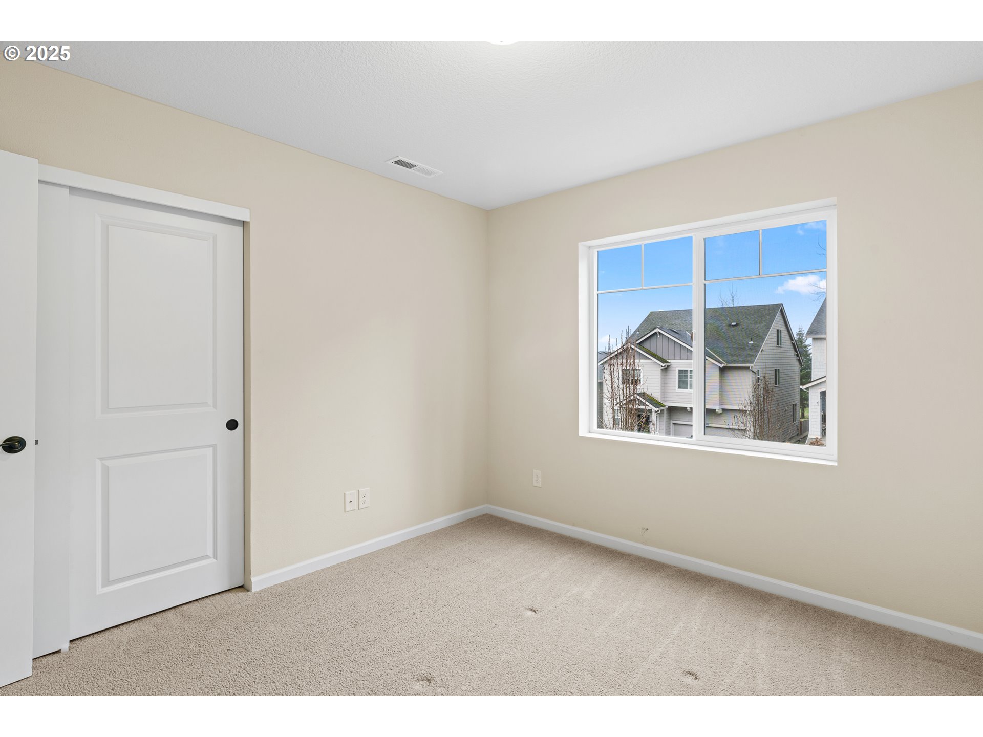 16959 Southeast Rhododendron Street Happy Valley, OR 97086 - Photo 18 of 48 Gallery Image 18