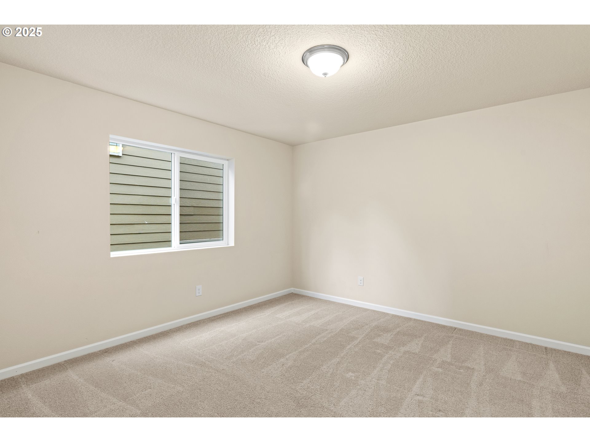 16959 Southeast Rhododendron Street Happy Valley, OR 97086 - Photo 19 of 48 Gallery Image 19