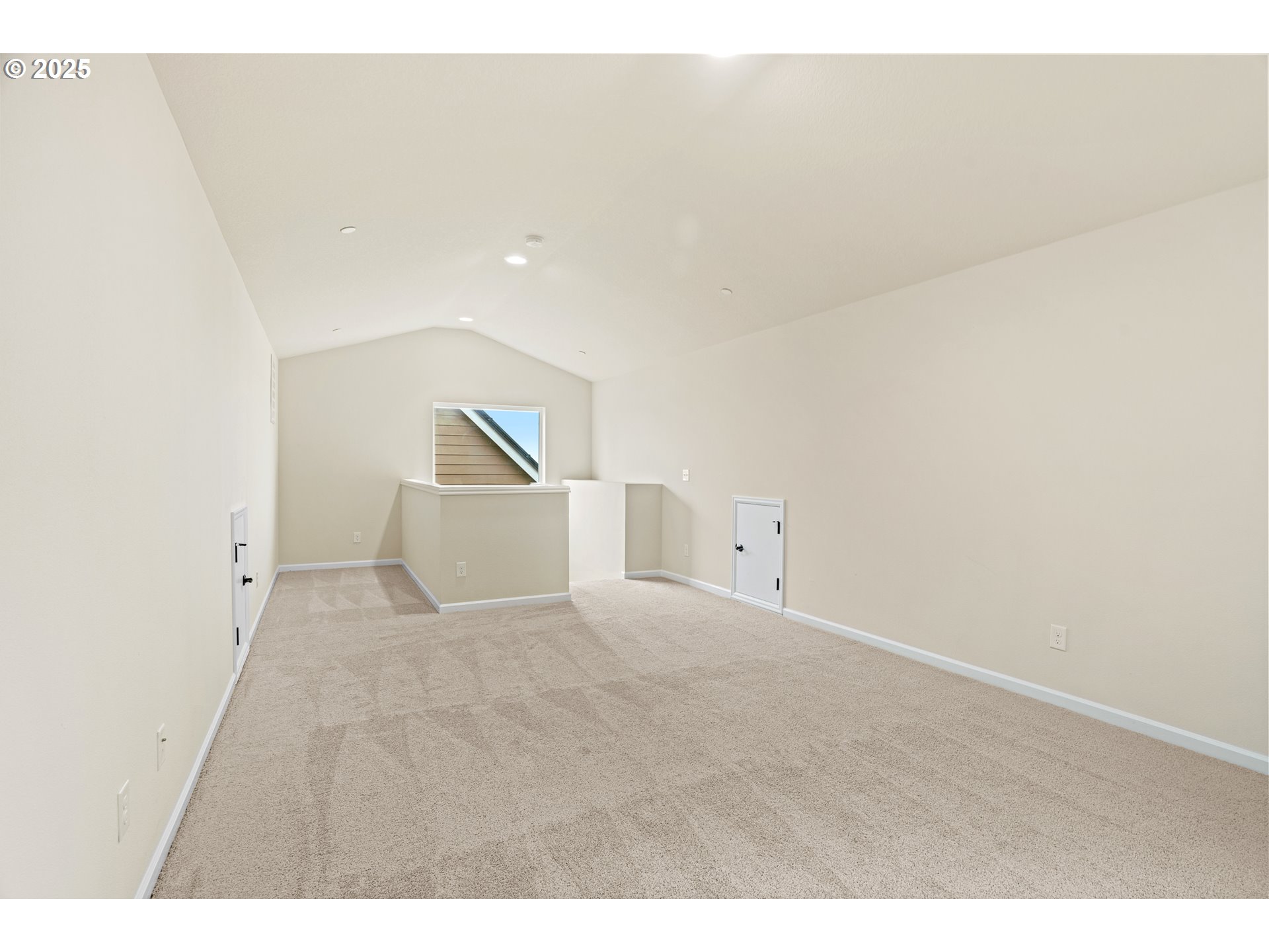 16959 Southeast Rhododendron Street Happy Valley, OR 97086 - Photo 31 of 48 Gallery Image 31