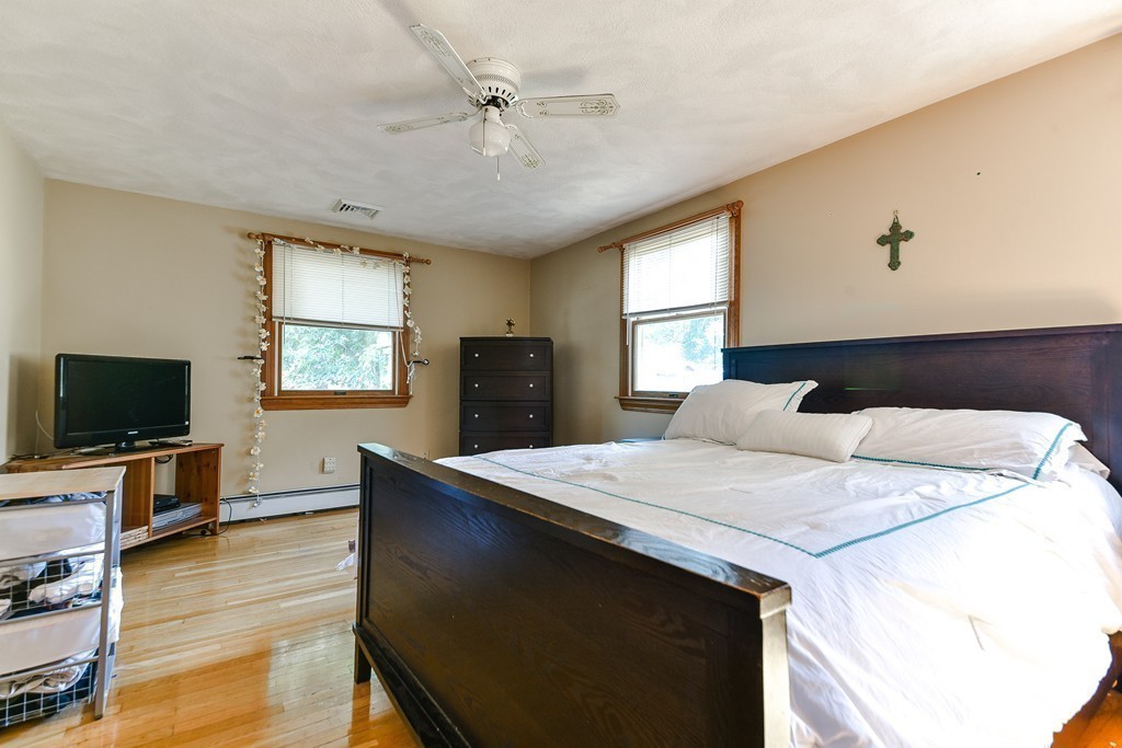 9 Thorpe Road Needham, MA 02494 - Photo 13 of 22