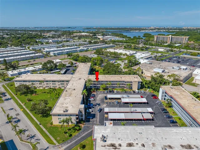 $135,000 | 5530 80th Street North, Unit C302, St. Petersburg, FL 33709