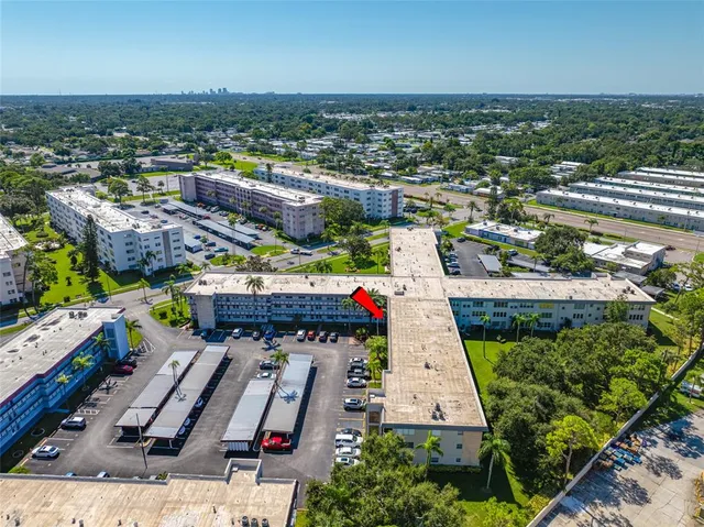 $135,000 | 5530 80th Street North, Unit C302, St. Petersburg, FL 33709