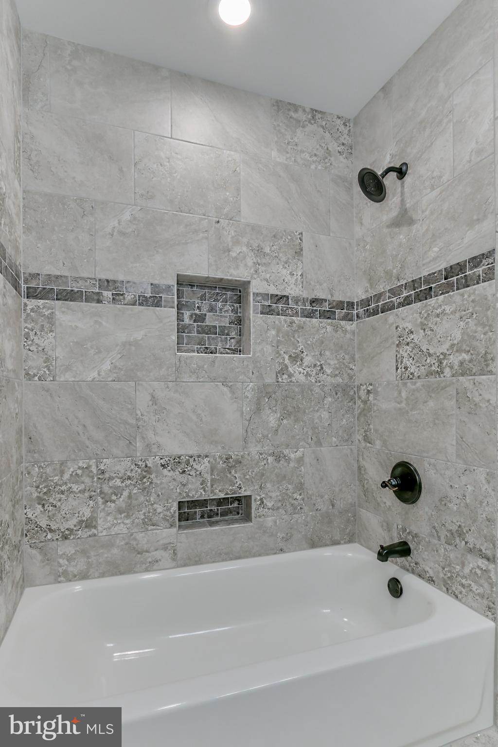 10000 Botsford Road Manassas, VA 20109 - Photo 30 of 43 Hall Bath