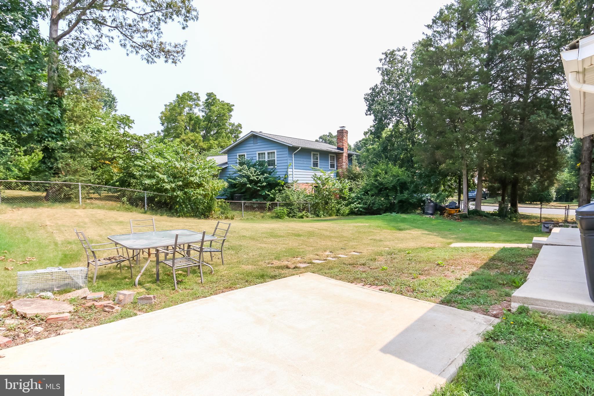 10000 Botsford Road Manassas, VA 20109 - Photo 36 of 43 OUtside Patio