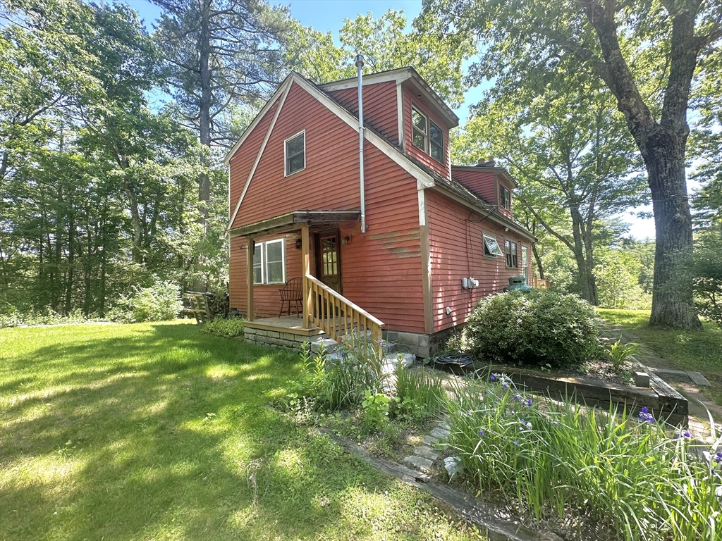 630 Orange Road Warwick, MA 01378 - Photo 4 of 37