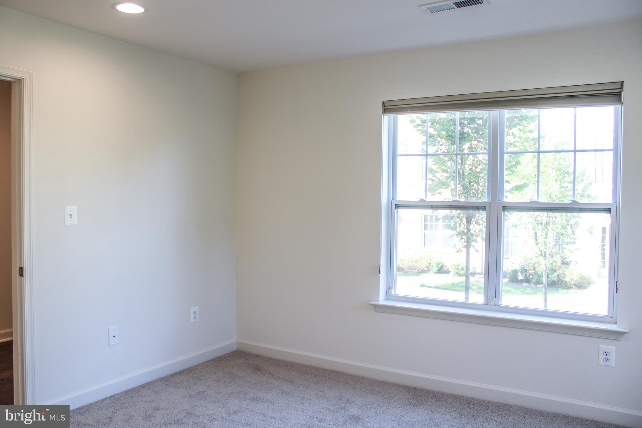 9914 Wood Edge Way Lanham, MD 20706 - Photo 14 of 67