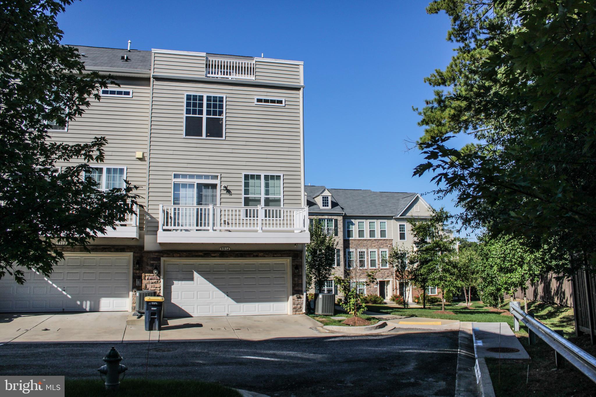 9914 Wood Edge Way Lanham, MD 20706 - Photo 4 of 67