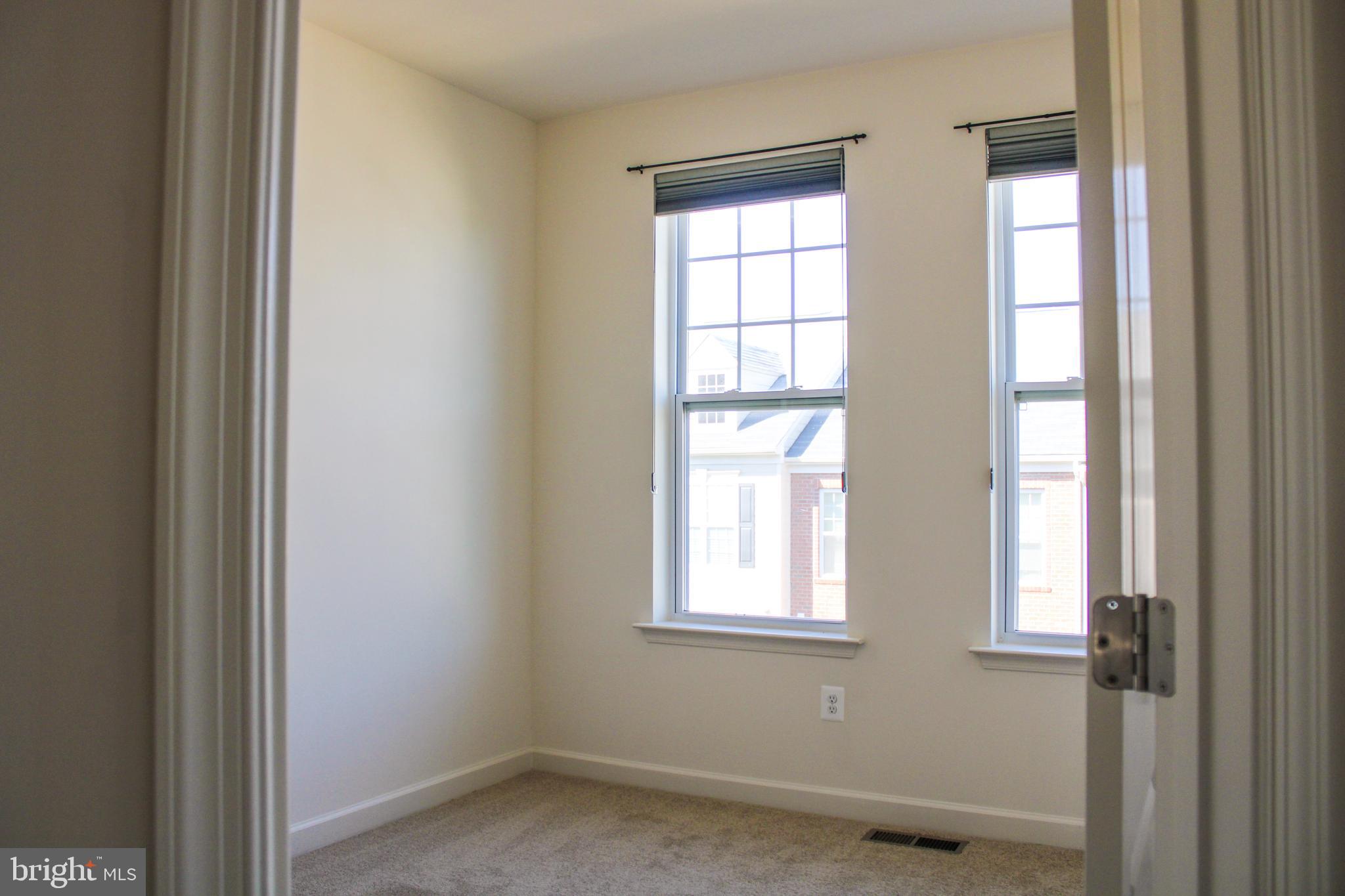 9914 Wood Edge Way Lanham, MD 20706 - Photo 54 of 67