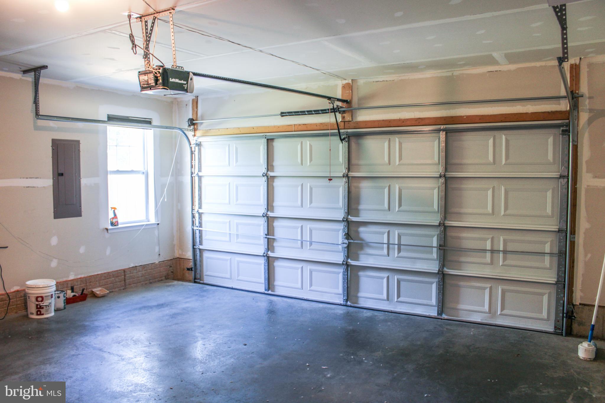 9914 Wood Edge Way Lanham, MD 20706 - Photo 8 of 67 a view of an empty room with a window
