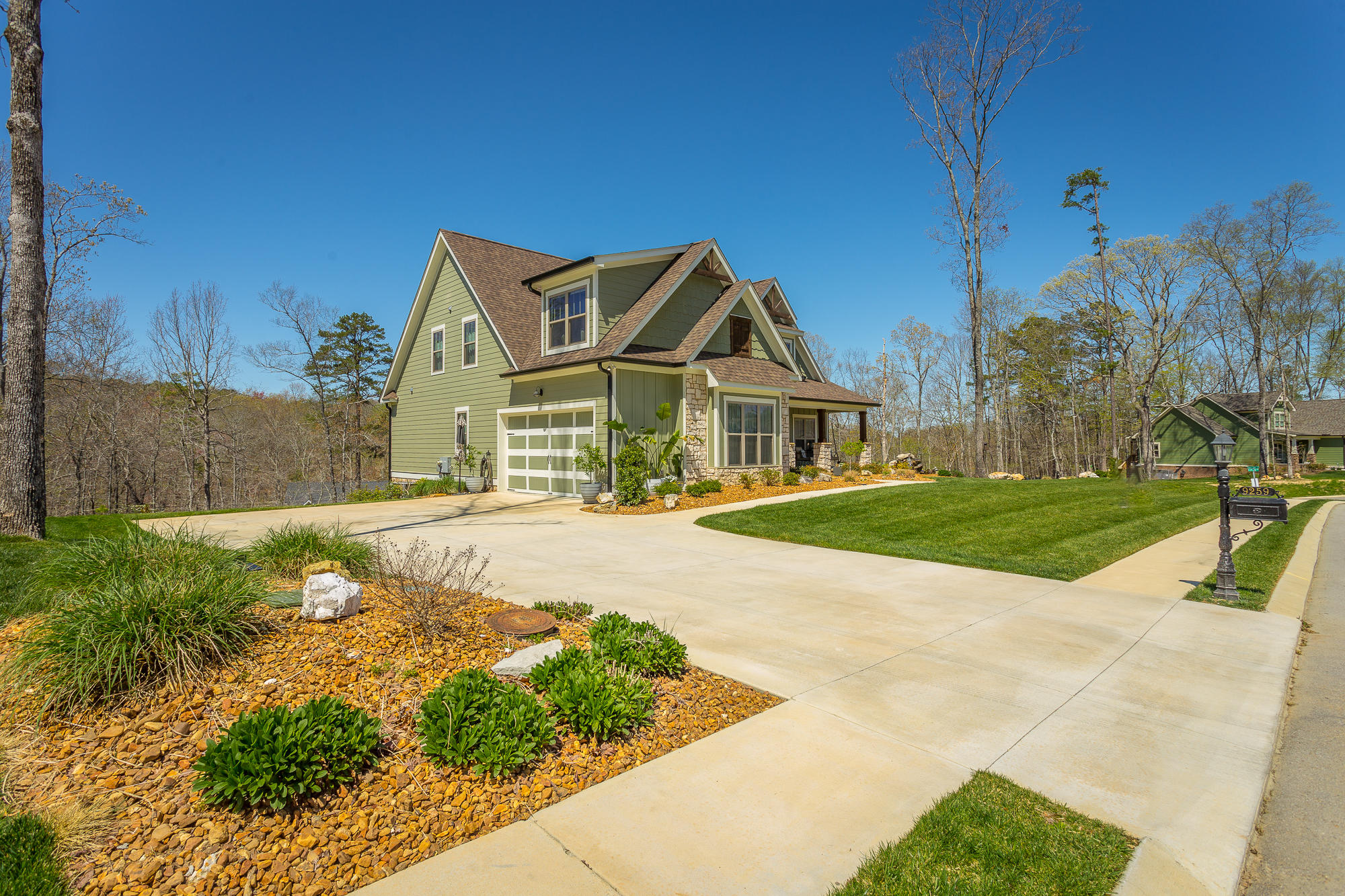 9259 Scarlet Ridge Road, Unit 17 Ooltewah, TN 37363 - Photo 2 of 42 Side View