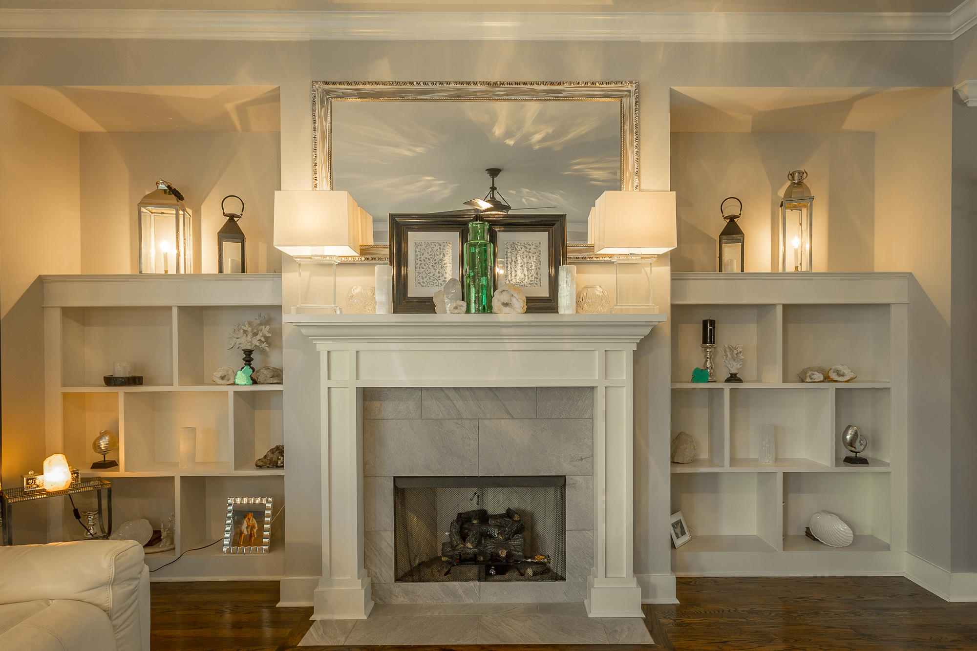 9259 Scarlet Ridge Road, Unit 17 Ooltewah, TN 37363 - Photo 14 of 42 Great Room with Gas Log Fireplace