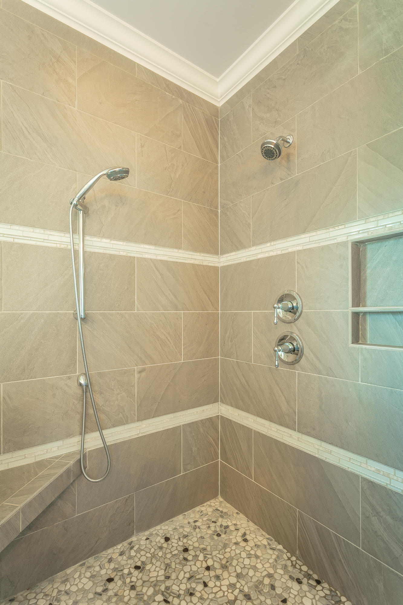 9259 Scarlet Ridge Road, Unit 17 Ooltewah, TN 37363 - Photo 31 of 42 Master Shower