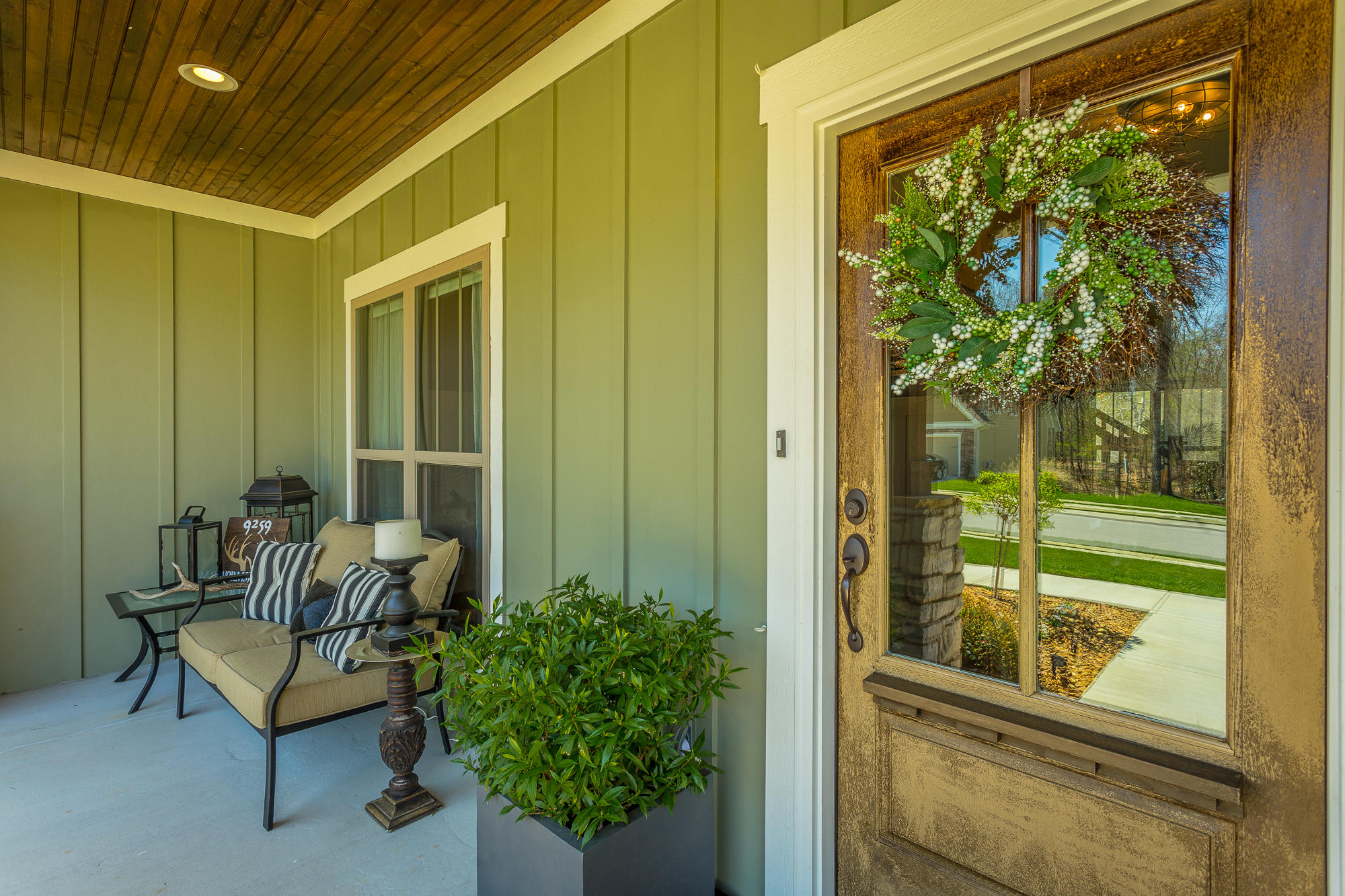 9259 Scarlet Ridge Road, Unit 17 Ooltewah, TN 37363 - Photo 5 of 42 Front Entrance