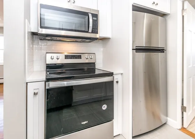 $2,000 | 182 1/2 River Street, Unit 182H, Waltham, MA 02453