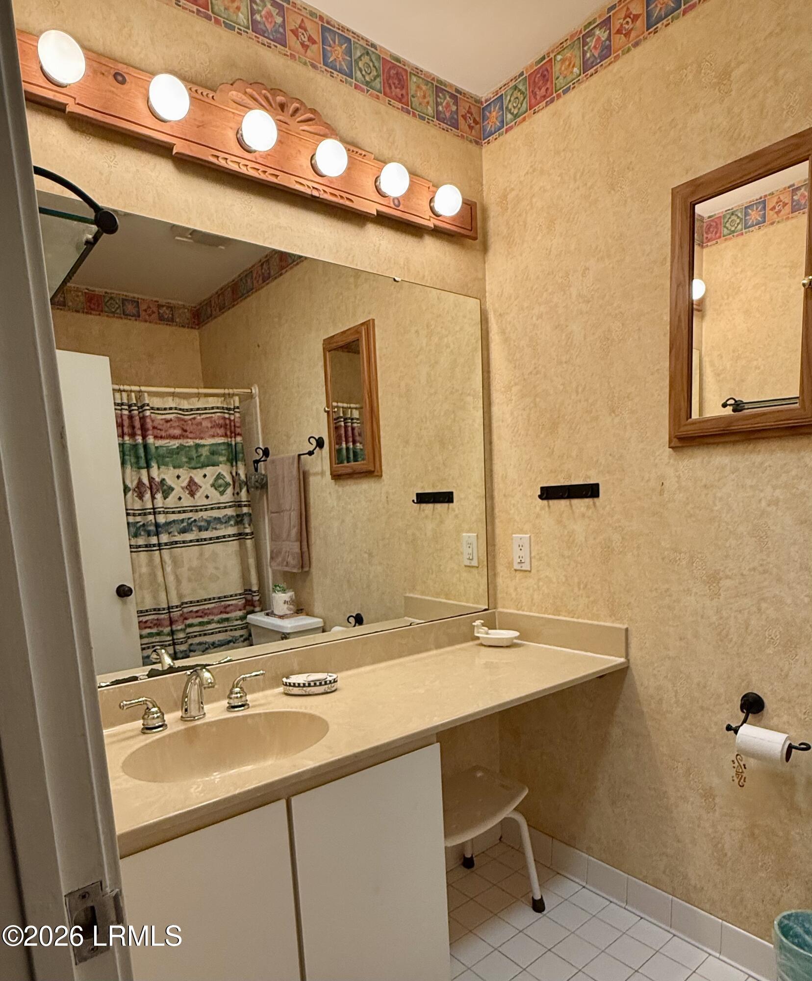 2201 Boundary Street, Unit 311 Beaufort, SC 29902 - Photo 12 of 14 IMG_2948