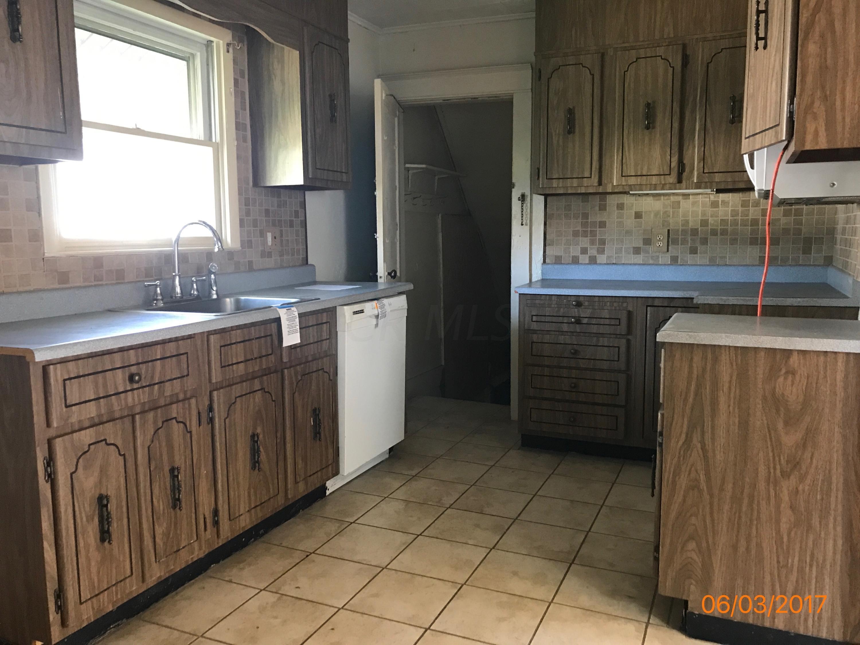 2127 Woodside Avenue Springfield, OH 45503 - Photo 7 of 12